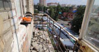 Демонтаж балкона Каспийск, цена от 2945 руб.