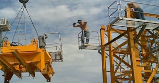 Демонтаж башенного крана в Каспийске - услуги по демонтажу от Сварной-Ксп от 1550 руб.