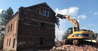 Демонтаж кирпичного дома Каспийск, цена от 2945 руб.