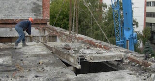 Демонтаж бетонной плиты: цена за м2 от 2067 рублей в Каспийске