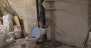 Демонтаж сантехкабины в панельном доме - цена от 1034 рублей | Сварной-Ксп
